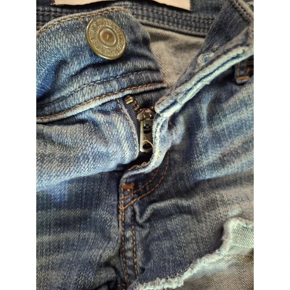 Y2K Vintage Abercrombie & Fitch low-rise distressed denim cutoff shorts 2/26